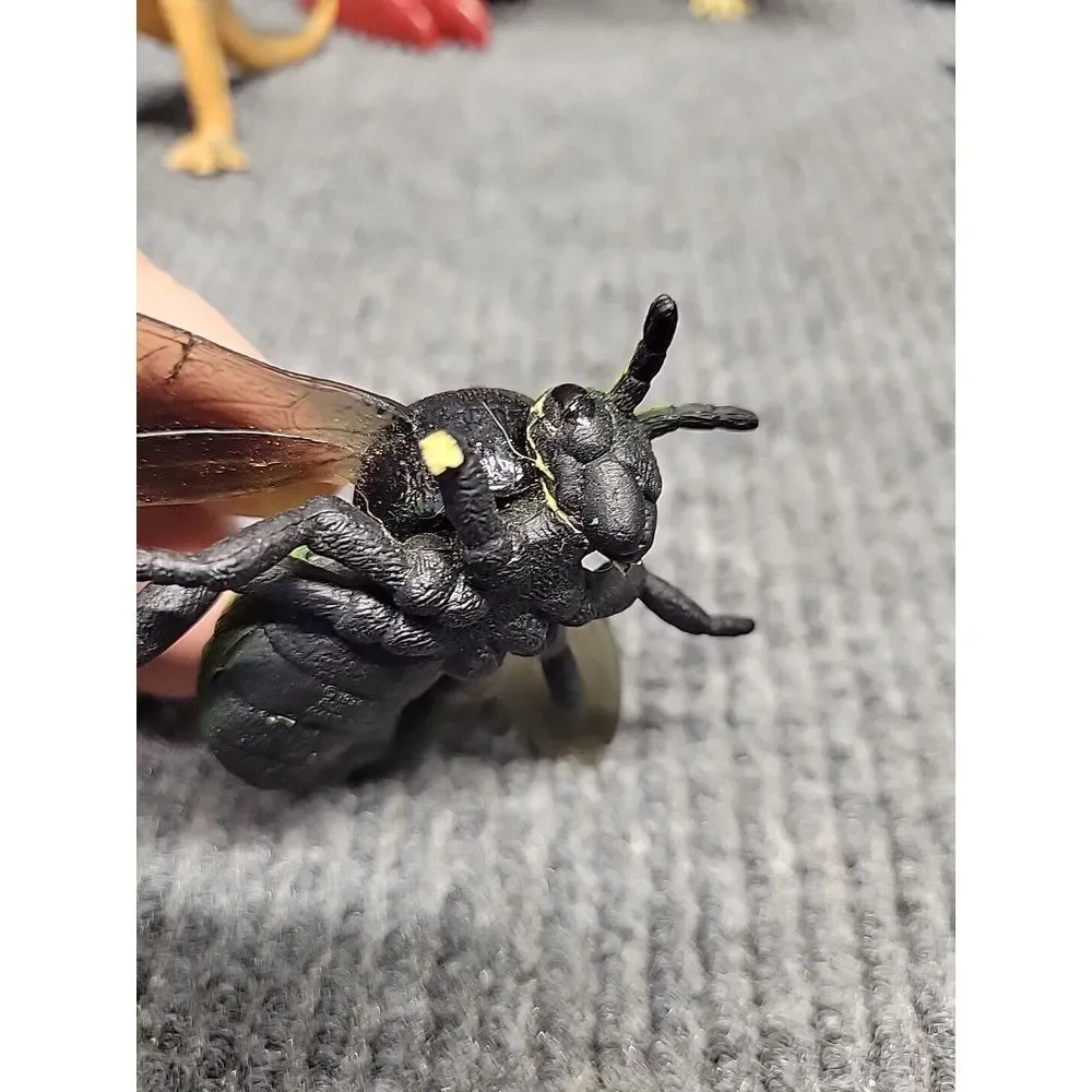 4 Pc‎ Toy Insects